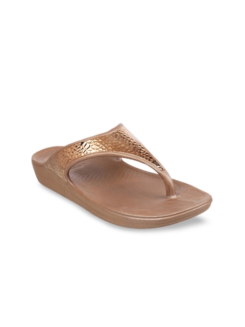 

WALKWAY Women Bronze Textured Comfort Heels