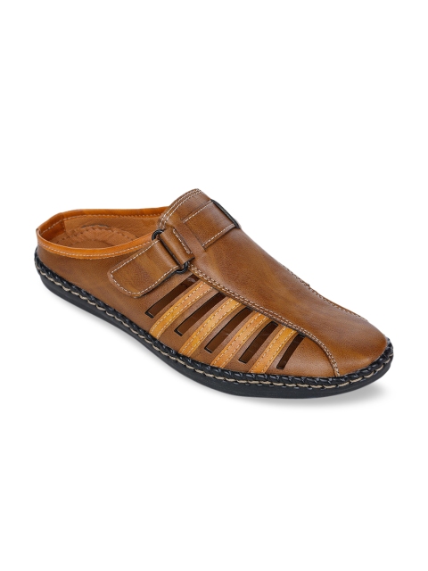 

Bruno Manetti Men Tan Sandals