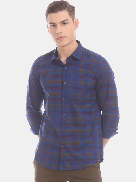 

True Blue Men Blue Slim Fit Checked Casual Shirt
