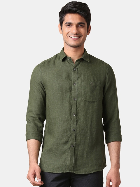 

True Blue Men Green Slim Fit Solid Casual Shirt