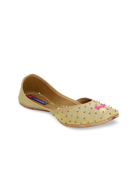 

MSC Women Green Embellished Leather Mojaris