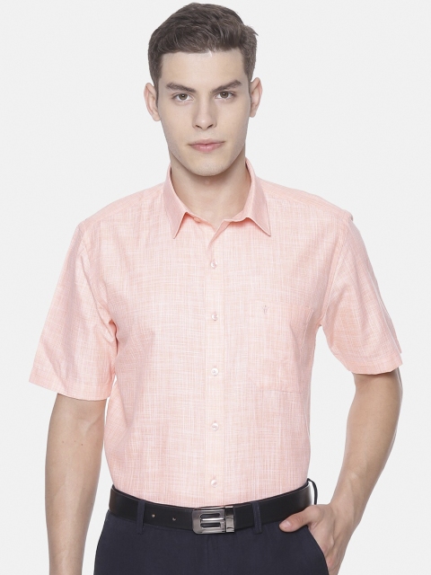 

Ramraj Men Peach-Coloured Original Regular Fit Solid Formal Shirt