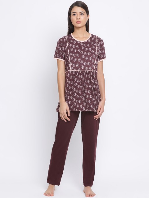 

Kanvin Women Brown Printed Night suit