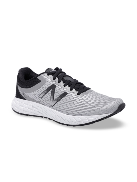 

New Balance Men Grey BORACAYV3 Running Shoes