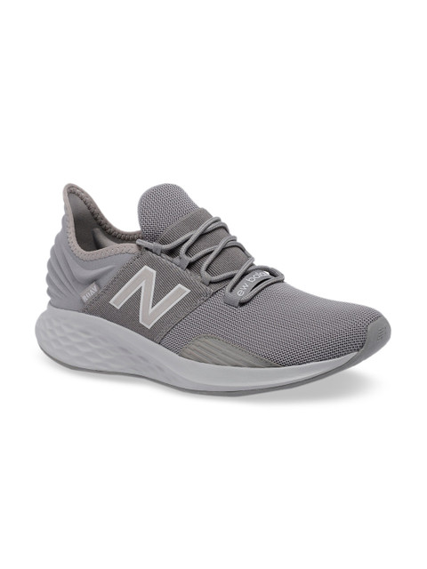 

New Balance Men Grey ROAVV1 Running Shoes