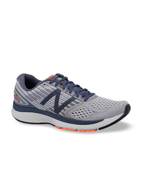 

New Balance Men Grey 860V9 Running Shoes