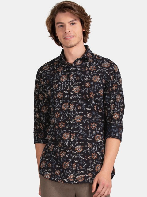

True Blue Men Black Slim Fit Floral Printed Casual Shirt