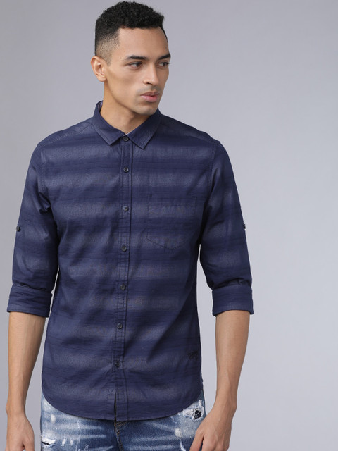 

Ecko Unltd Men Navy Blue Slim Fit Striped Casual Shirt