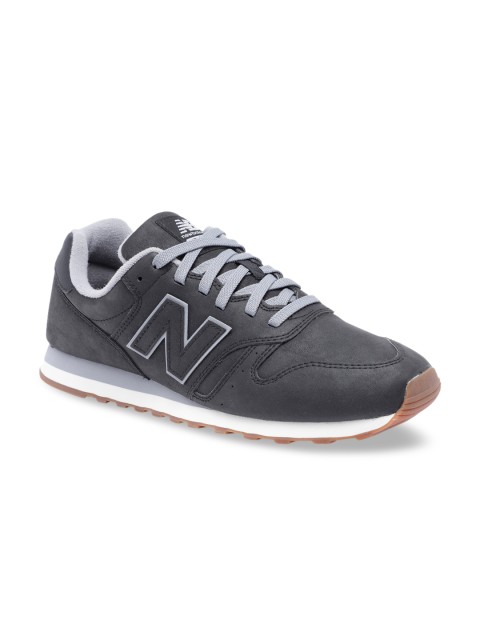 

New Balance Men Black Sneakers