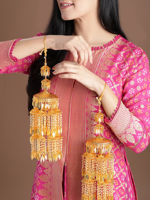 

Rubans Set of 2 Gold-Plated Handcrafted Bridal Kaleeras