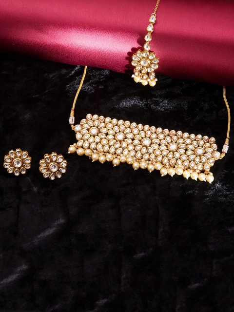 

GloBox By ZeroKaata Gold-Plated White Kundan-Studded Beaded Handcrafted Jewellery Set