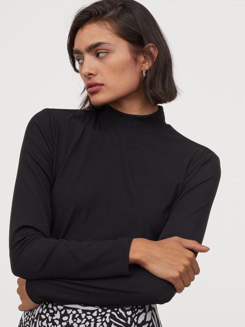 

H&M Women Black Ribbed Turtleneck Top