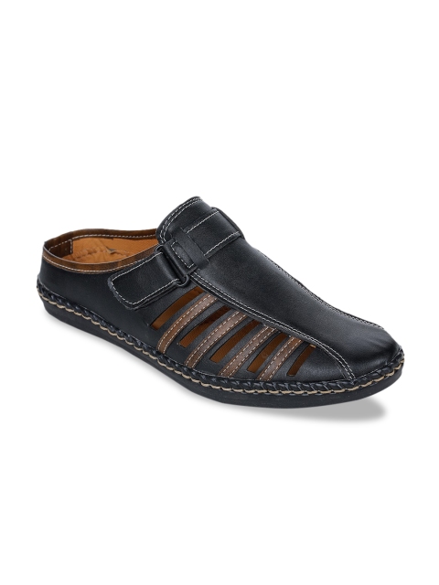 

Bruno Manetti Men Black Fisherman Sandals