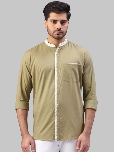 

Raymond Men Green Regular Fit Solid Casual Shirt