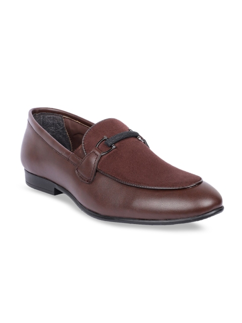 

Respiro Men Brown Solid Horsebit Loafers