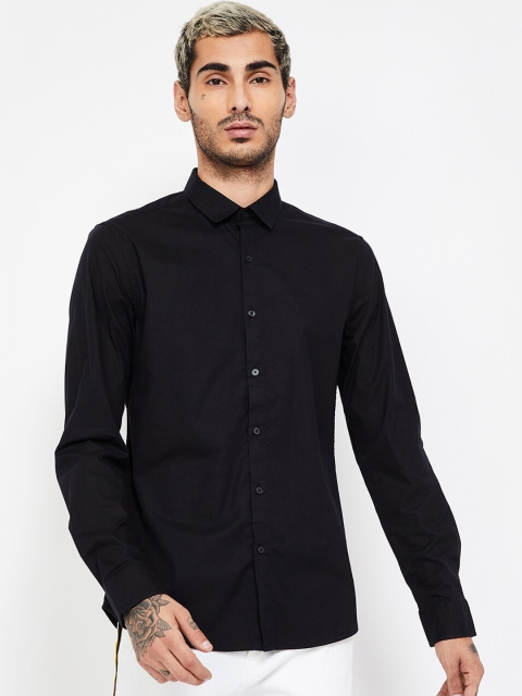 

Bossini Men Black Regular Fit Solid Casual Shirt