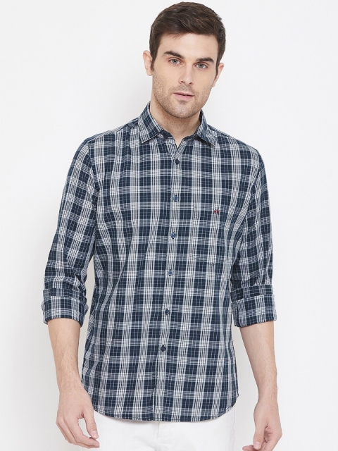 

Crimsoune Club Men Navy Blue & White Slim Fit Checked Casual Shirt