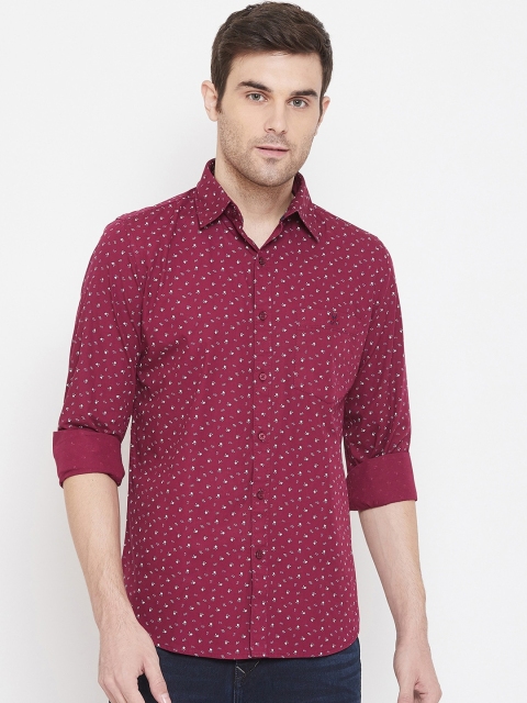 

Crimsoune Club Men Maroon Standard Slim Fit Printed Casual Shirt