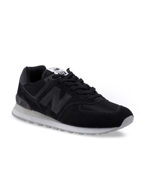 

New Balance Men Black Sneakers