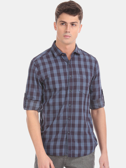 

True Blue Men Blue & Black Slim Fit Checked Casual Shirt