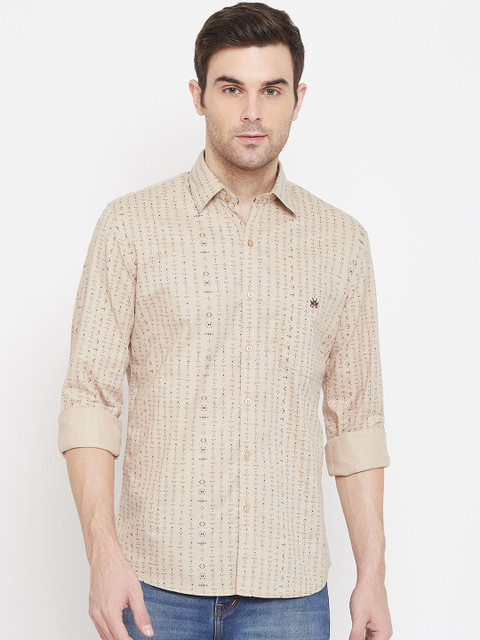 

Crimsoune Club Men Beige & Navy Blue Micro Ditsy Print Casual Shirt