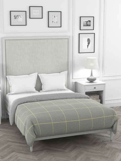 

Portico New York White & Black Printed Code Double King Duvet Cover