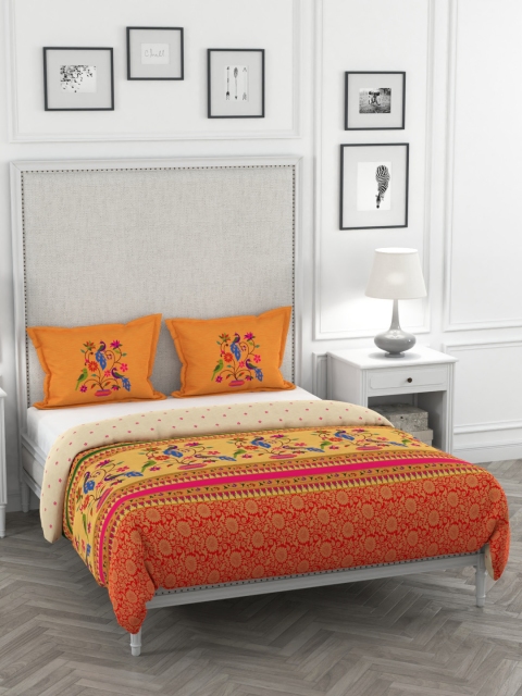 

Portico New York Yellow & Orange Neeta Lulla Super King Bed Cover With 2 Pillow Covers