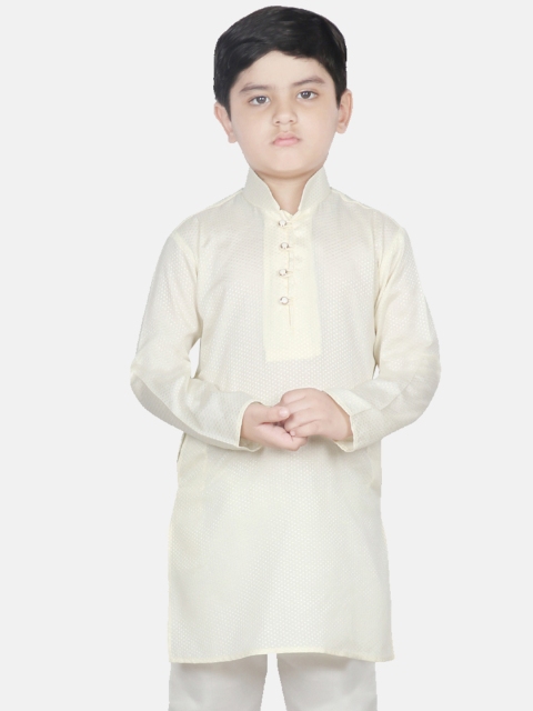 

SG YUVRAJ Boys Lime Green Solid Straight Kurta