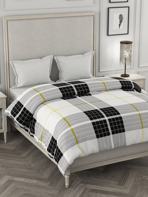 

Portico New York Black & White Checked Verve Double King Duvet Cover