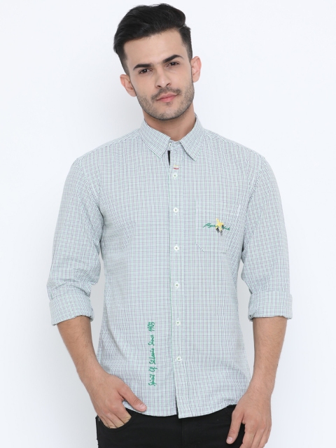 

Flyrs Club Men Green & White Slim Fit Checked Casual Shirt