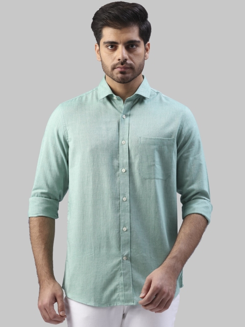

Raymond Men Green Regular Fit Solid Semiformal Shirt