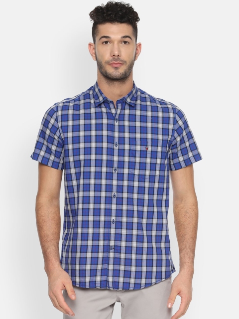 

Louis Philippe Sport Men Blue & White Slim Fit Checked Casual Shirt