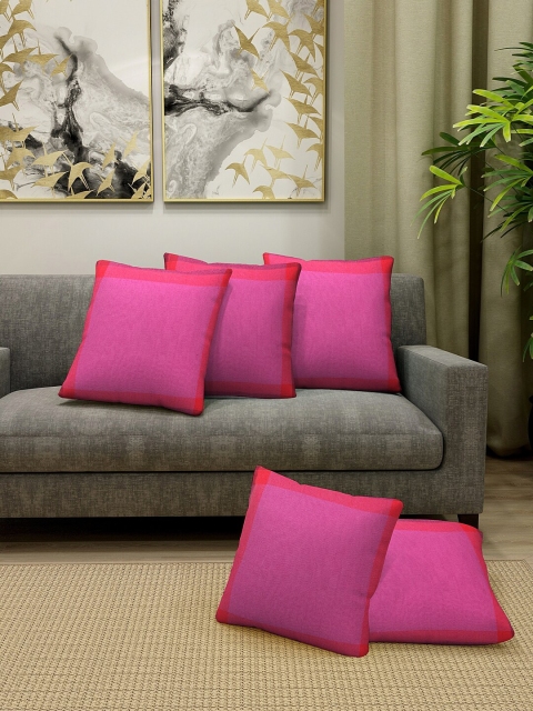 

KLOTTHE Set Of 5 Magenta & Red Colourblocked Square Cushions