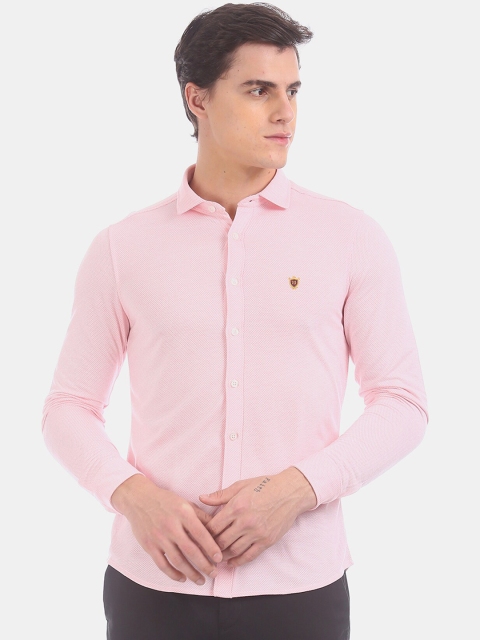 

True Blue Men Pink Slim Fit Self Design Casual Shirt