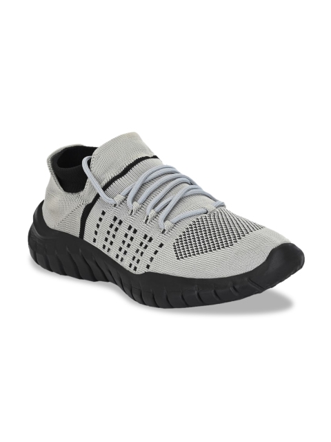 

AfroJack Men Grey Running Shoes