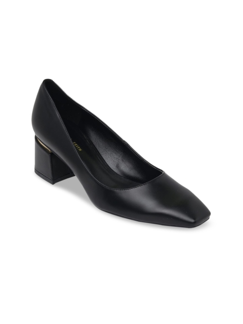 

CHARLES & KEITH Women Black Solid Pumps