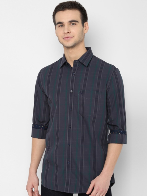 

Allen Solly Men Grey & Blue Checked Slim Fit Casual Shirt