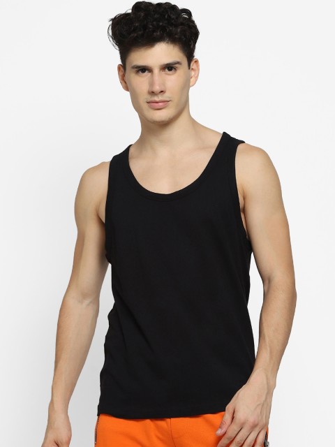 

FOREVER 21 Men Black Solid Scoop Neck Pure Cotton T-shirt