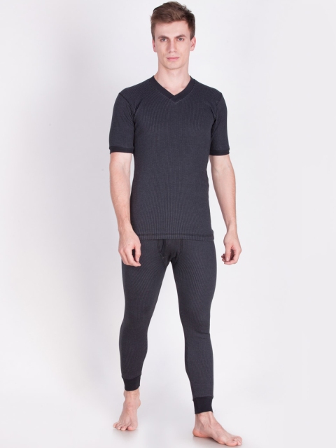 

Dollar Ultra Men Black Solid Thermal Set