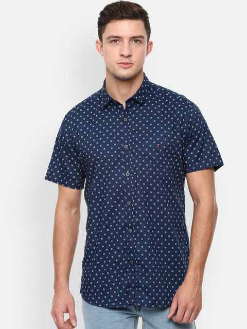 

Louis Philippe Sport Men Navy Blue & White Geometric Printed Casual Shirt