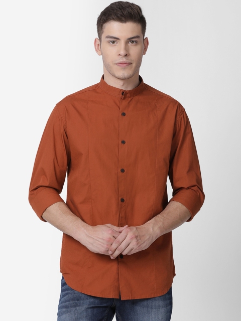 

Mucho Solo Men Brown Slim Fit Solid Casual Shirt