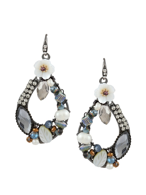 

Sia Art Jewellery Silver-Plated & Black Teardrop Shaped Drop Earrings