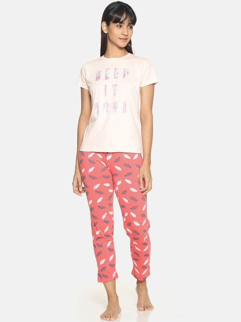 

Kryptic Women Pink & Peach-Coloured Printed Night suit