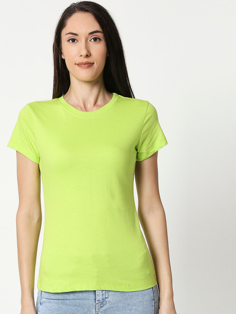

Bewakoof Women Green Solid Round Neck T-shirt