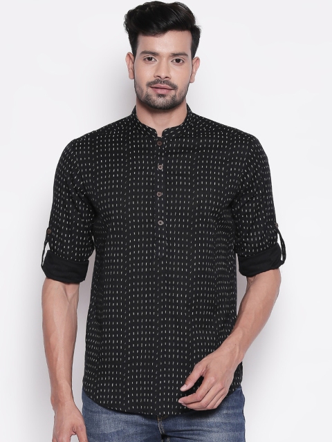 

indus route by Pantaloons Men Black & Off-White Printed Straight Kurta