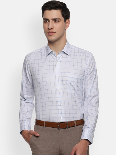 

Luxure by Louis Philippe Men White Regular Fit Checked Formal Shirt