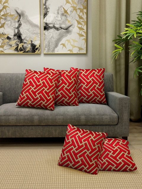 

KLOTTHE Set Of 5 Red & Gold-Coloured Embriodered Square Cushions