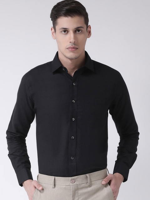

COBB Men Black & Black Regular Fit Solid Formal Shirt