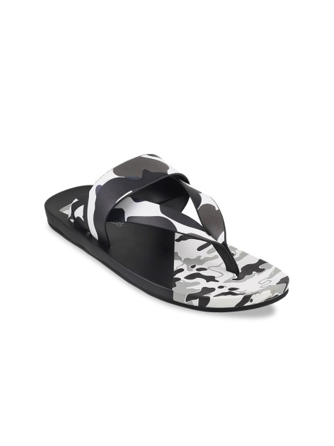 

DAVINCHI Men White & Black Comfort Sandals