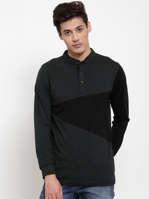 

Kalt Men Green & Black Colourblocked Mandarin Collar T-shirt